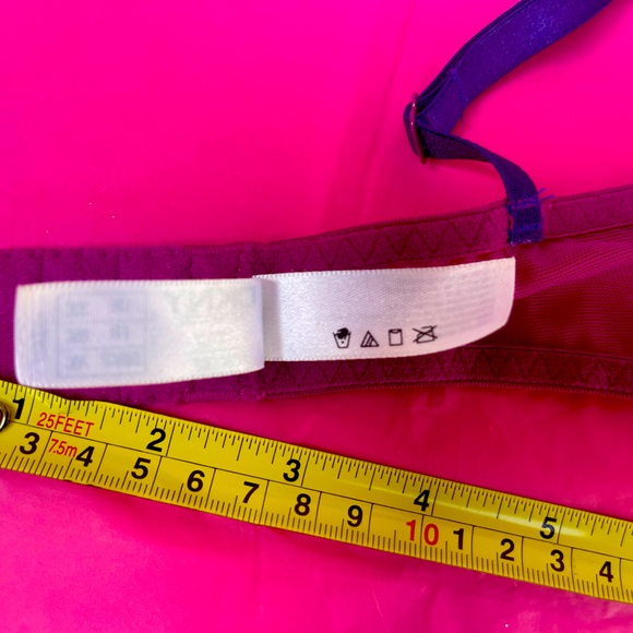 DKNY 32 C bra ,new without the tags - Picture 7 of 8